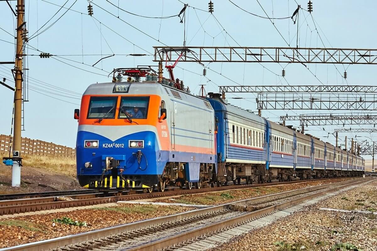 11 ноября запуск пригородного поезда Алматы-Конаев
