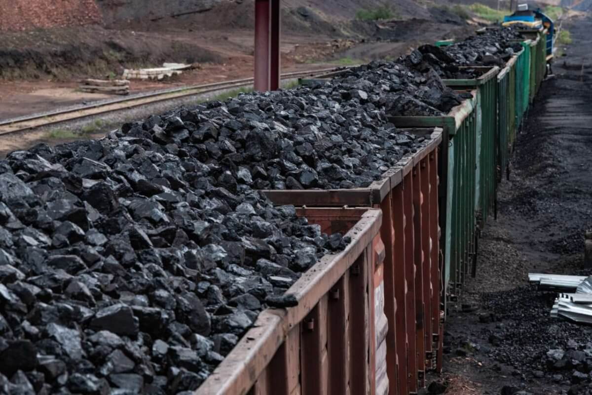 Экспорт и выручка угля выросли на 15,3% больше, чем годом ранее
