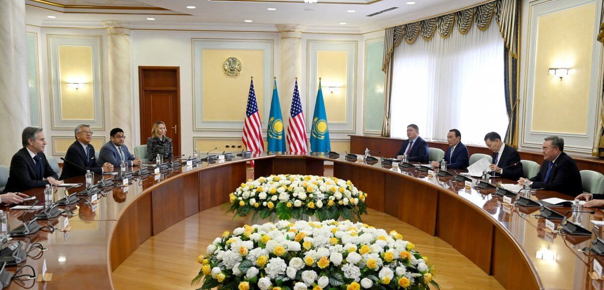 Госсекретарь США прибыл в Казахстан
