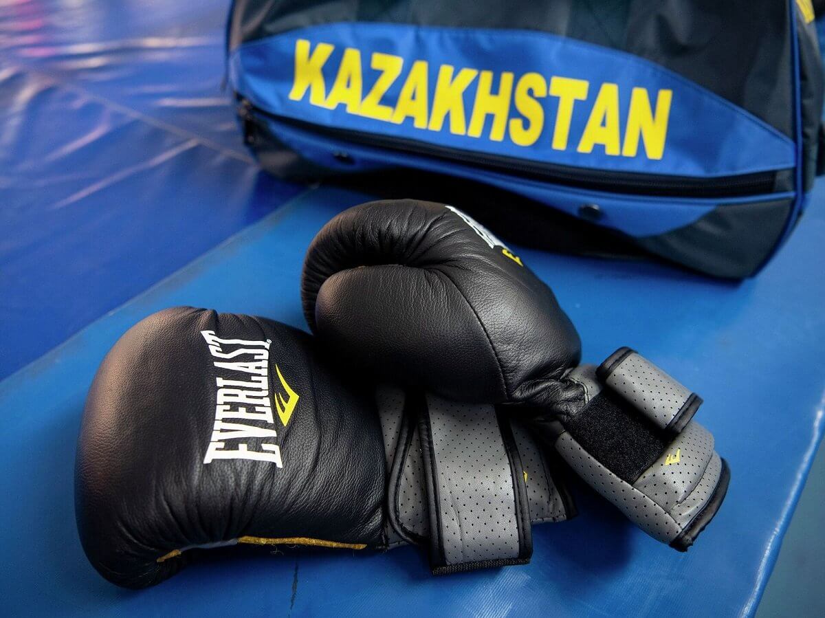 Стало известно расписание мужского ЧМ-2023 по боксу с участием Казахстана
