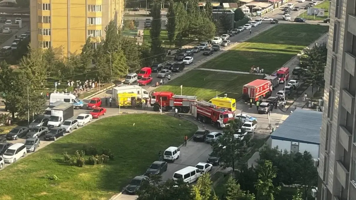 Некоторые жители мешали спасателям во время пожара в Алматы – ДЧС