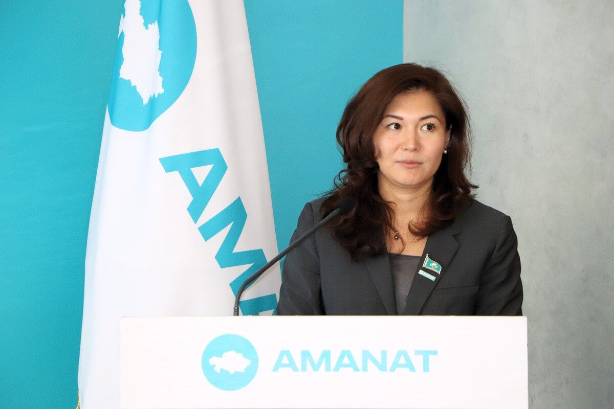 В Алматы состоялся брифинг о проделанной работе членов партии «AMANAT»