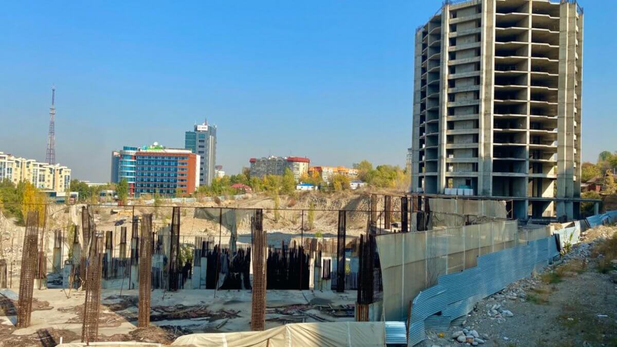 Дополнен список ЖК в Алматы, в которых не рекомендуется покупать квартиры