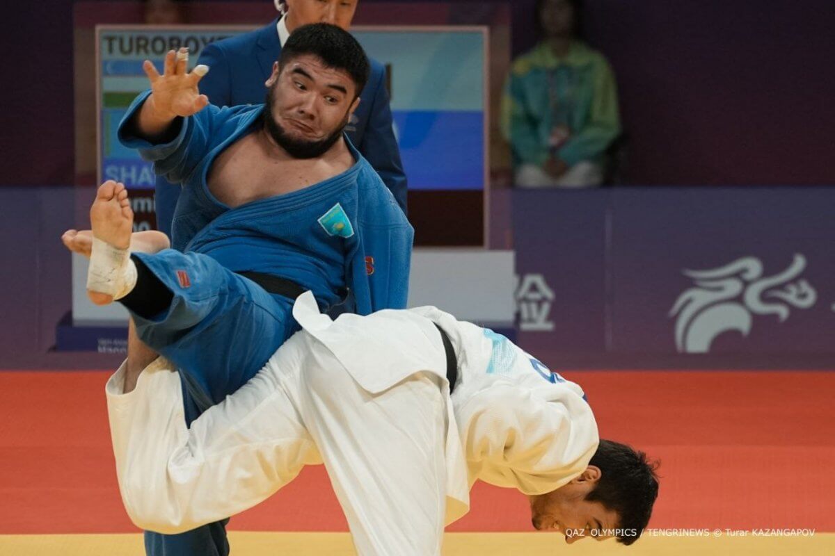 Восьмую медаль на Азиаде Казахстану принес дзюдоист Нурлыхан Шархан