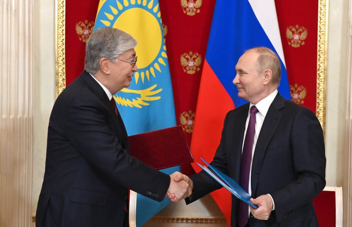 Казахстан не является "антиРоссией": Токаев уверяет что сотрудничество с соседом продолжится