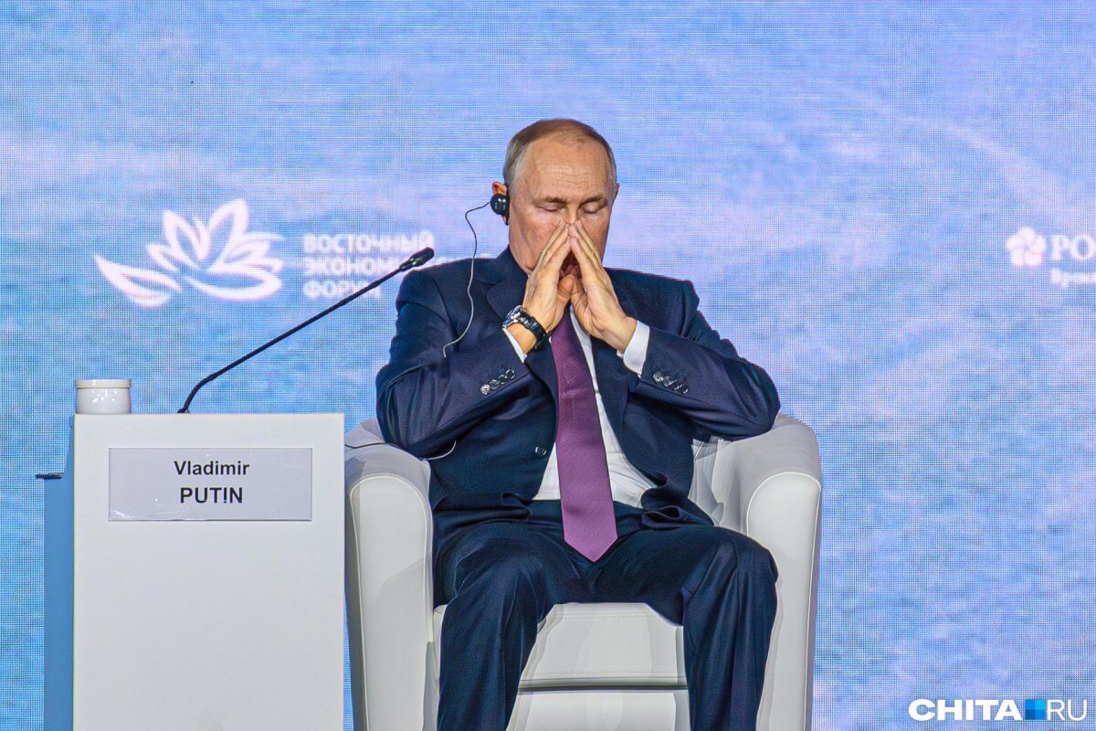 Кремль прокомментировал информацию, что у Путина остановилось сердце