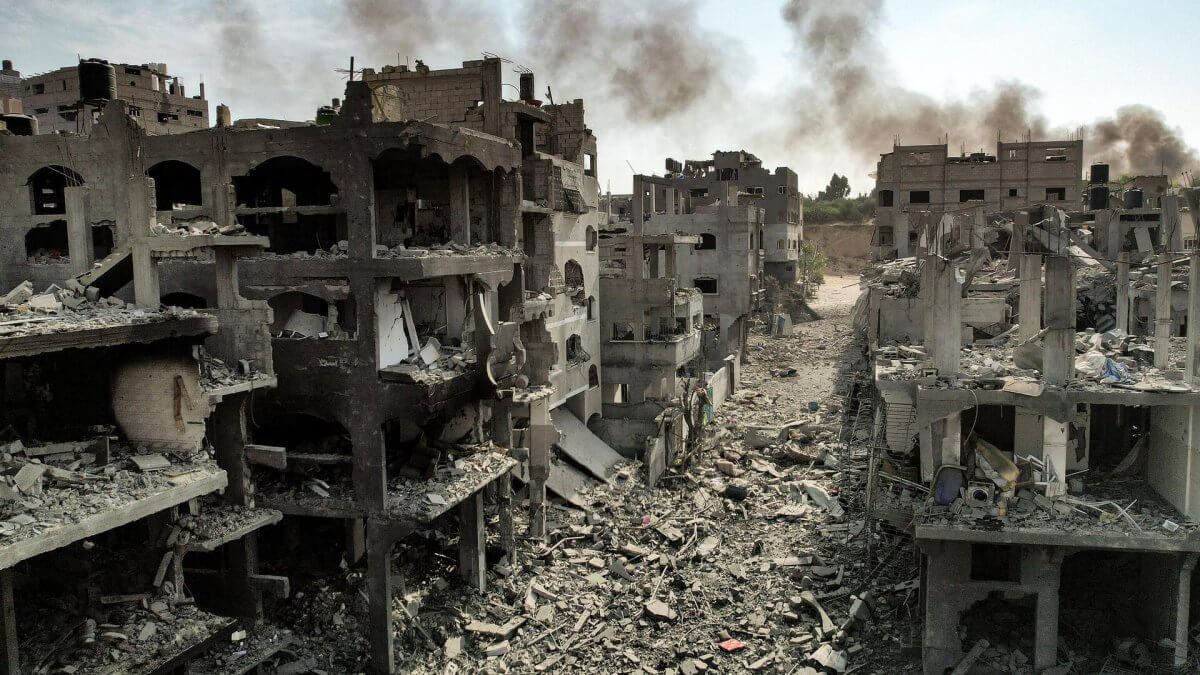 "Две трети жертв – женщины и дети": Смадияров прокомментировал ситуацию в секторе Газа