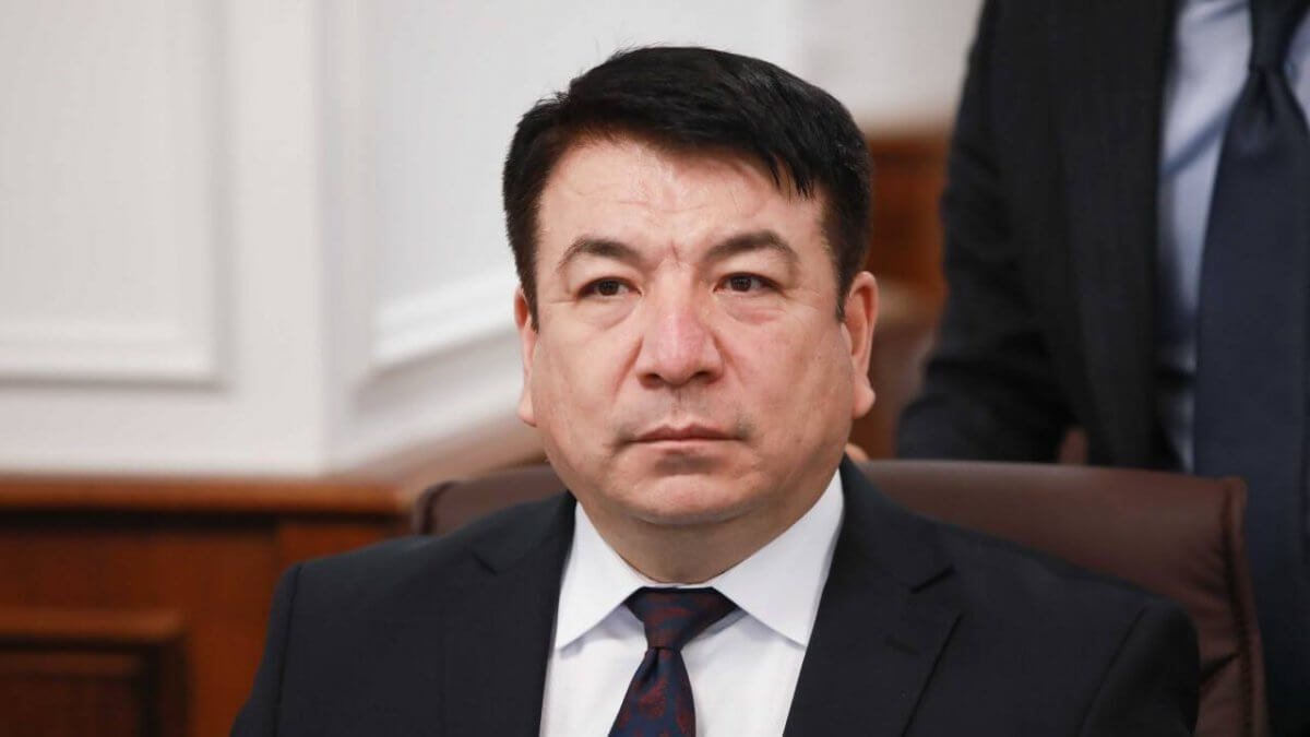 Учителя написали письмо президенту с просьбой уволить министра просвещения Гани Бейсембаева