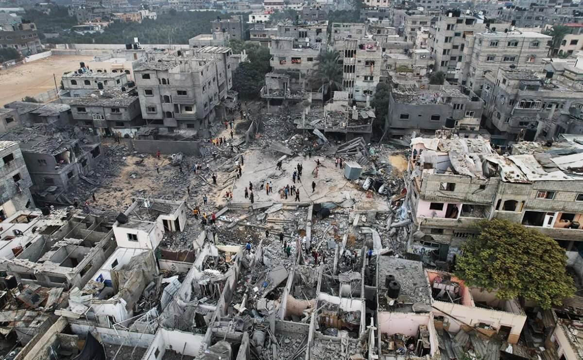 Израиль возобновил обстрел сектора Газа