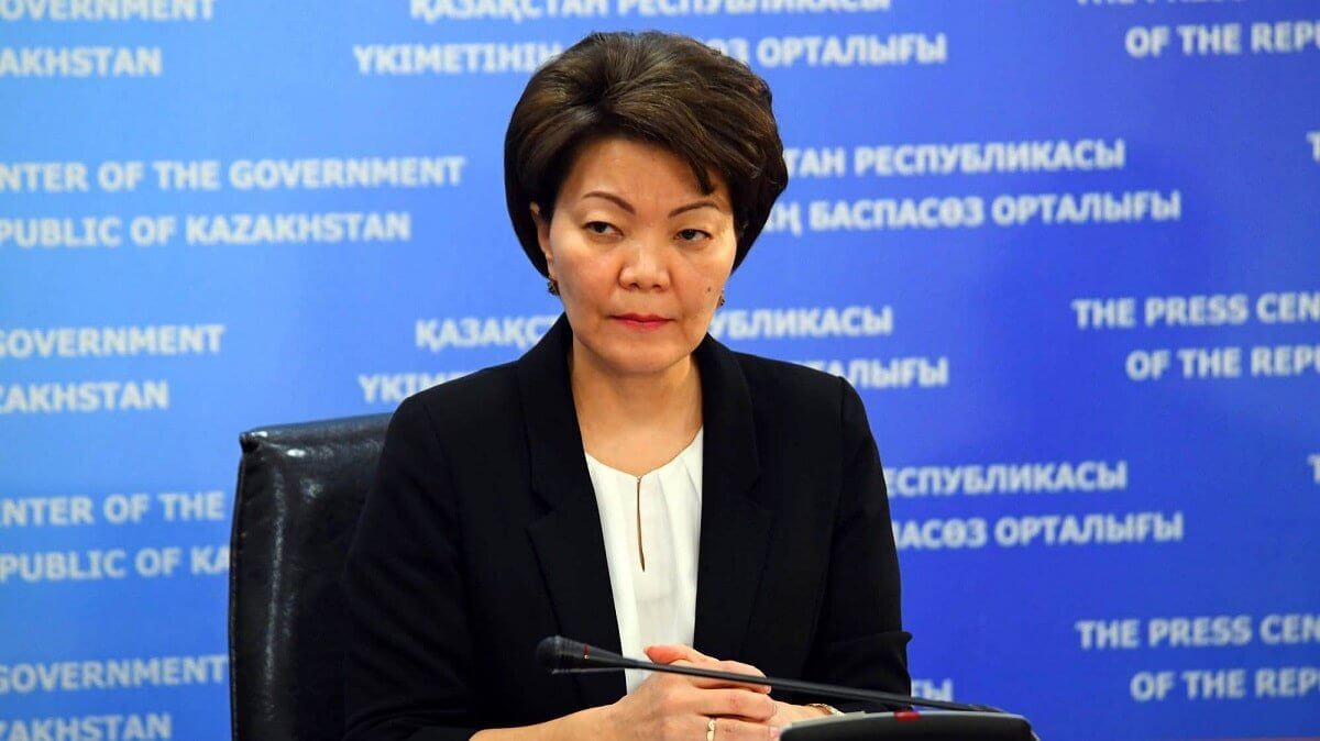 "Это трагедия": Министр труда Жакупова прокомментировала ДТП с автобусом в Алматы