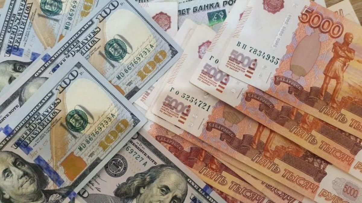 Курс валют на 6 января 2024: доллар, рубль и евро