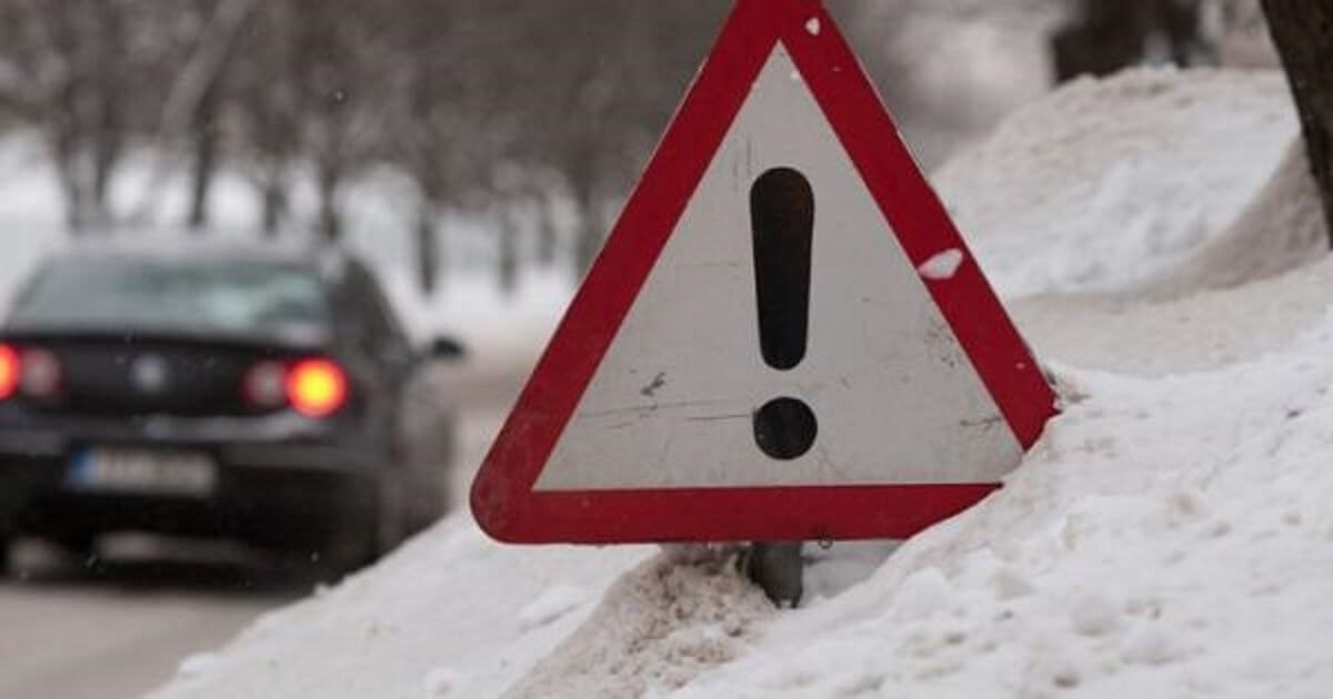 В Казахстане из-за плохой погоды закрыли 10 республиканских трасс