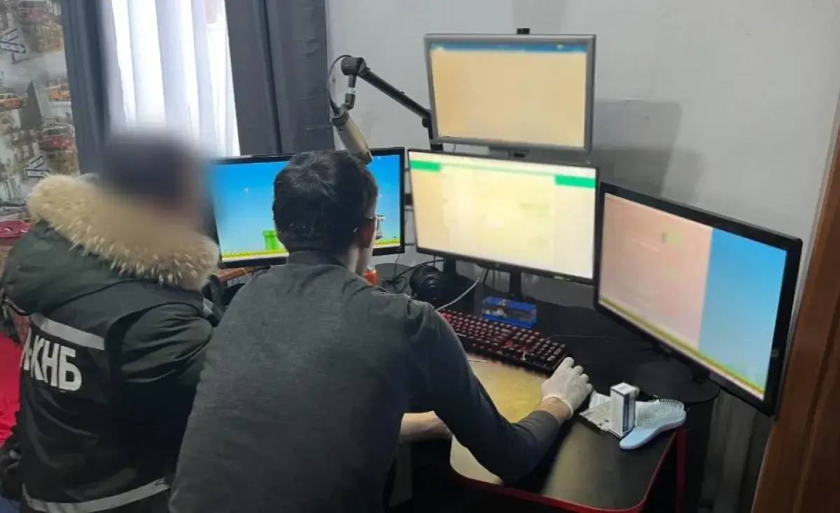 Особо опасен: хакер из Караганды заключен под стражу