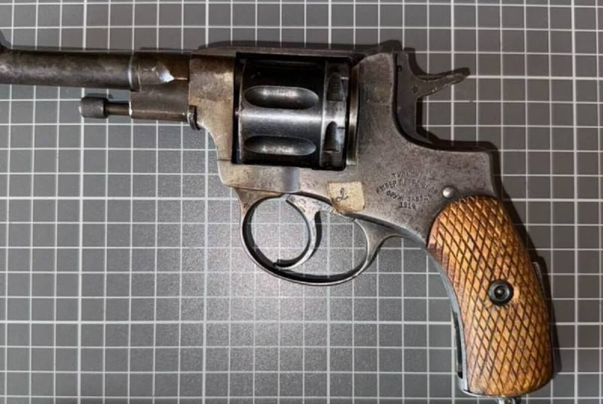 Похищенный 40 лет назад револьвер нашли полицейские Акмолинской области