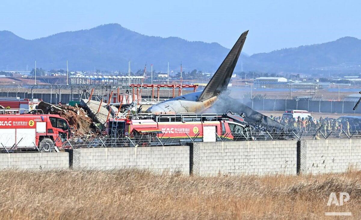 В Южной Корее потерпел крушение самолет Boeing 737 – погибли 179 человек