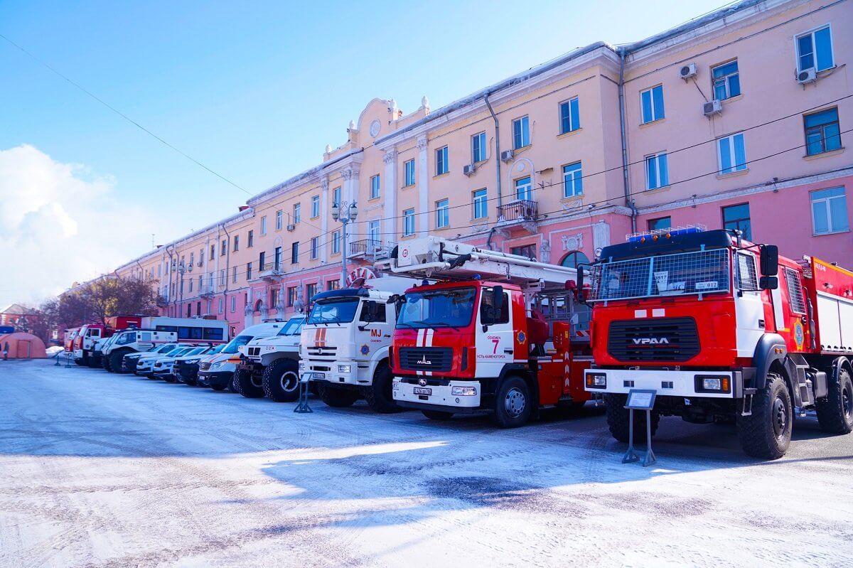 В ВКО прошла выставка техники, посвященная Всемирному  Дню Гражданской обороны