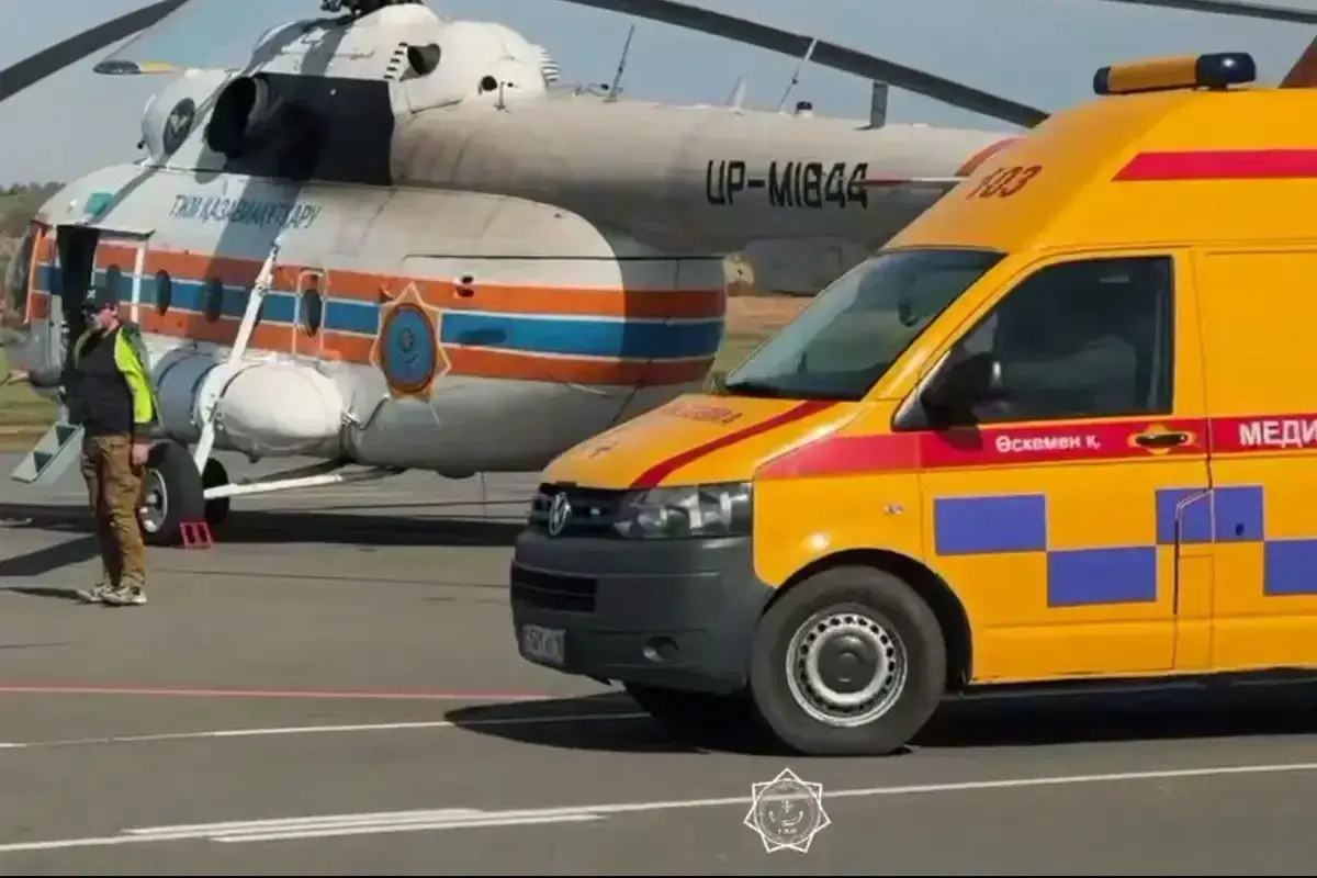 Младенца экстренно доставили вертолетом МЧС в Усть-Каменогорск