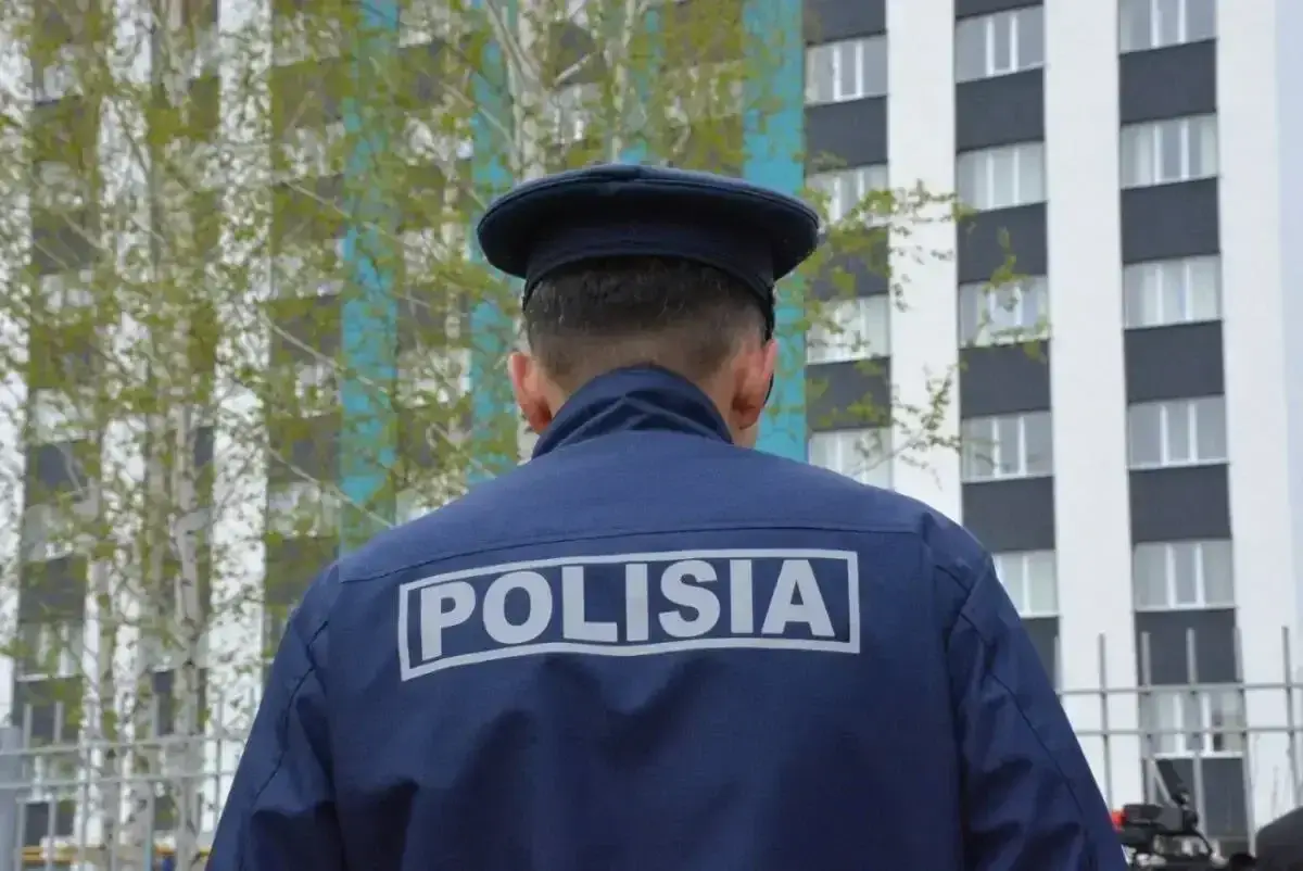 Высокопоставленного полицейского задержали в Жамбылской области