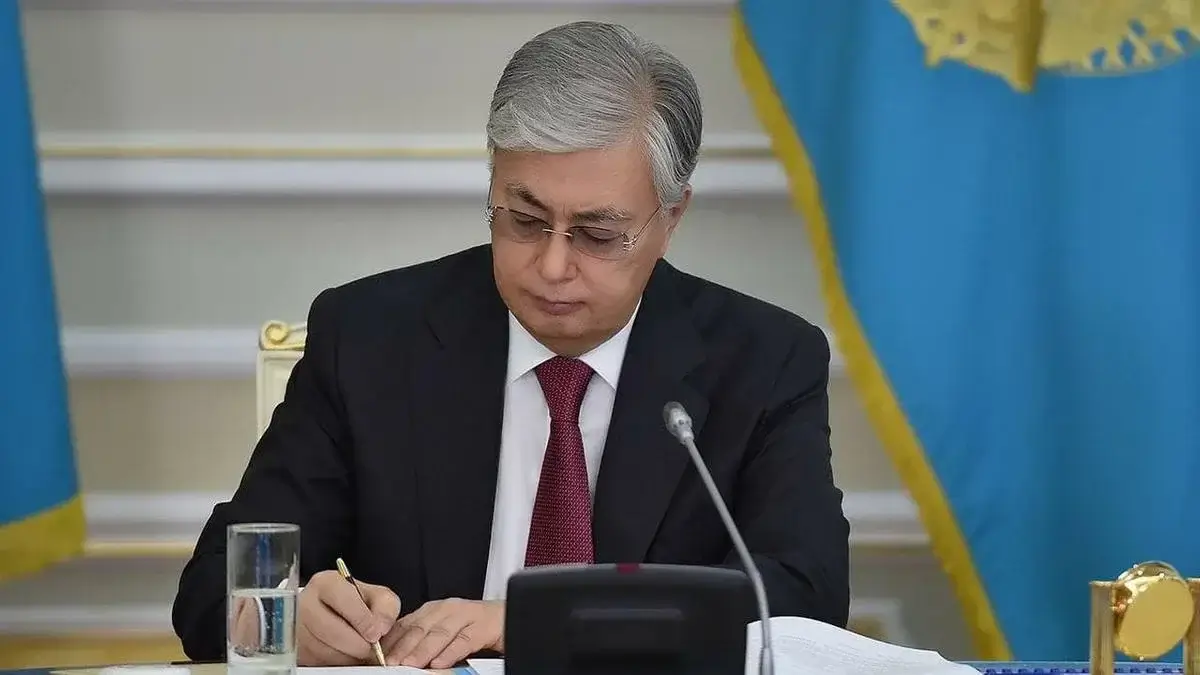 Президент Токаев назначил чрезвычайных и полномочных послов некоторых странах