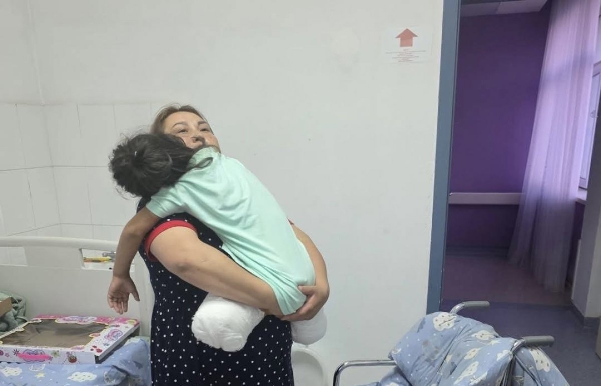 “Поддержим Алуа”: казахстанцев в дни Курбан айта просят помочь девочке, пострадавшей в ДТП в Астане