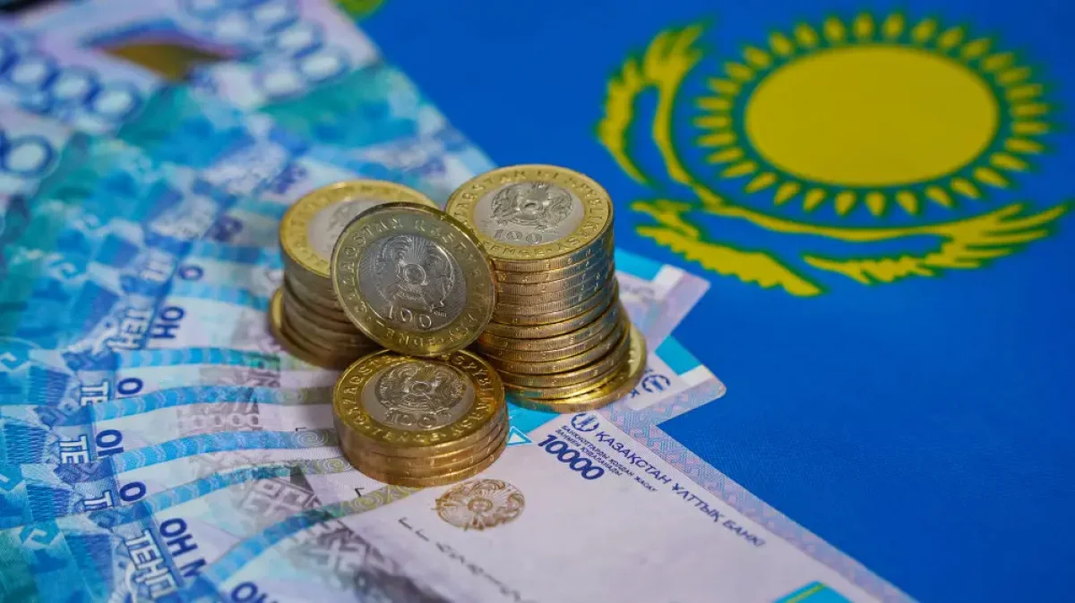 Нацбанк сохранил базовую ставку на уровне 16,5% и предупредил о возможном повышении