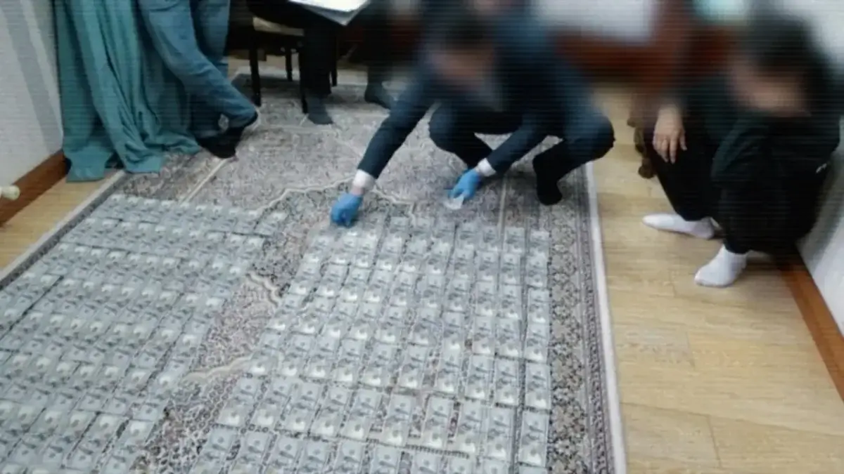 Миллионы в вазе: задержание вице-министра транспорта официально подтверждено (видео)
