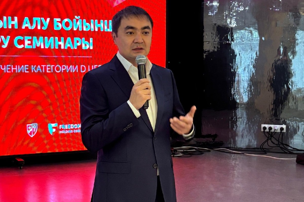 Как развивается детский футбол в Карагандинской области, рассказал замакима региона