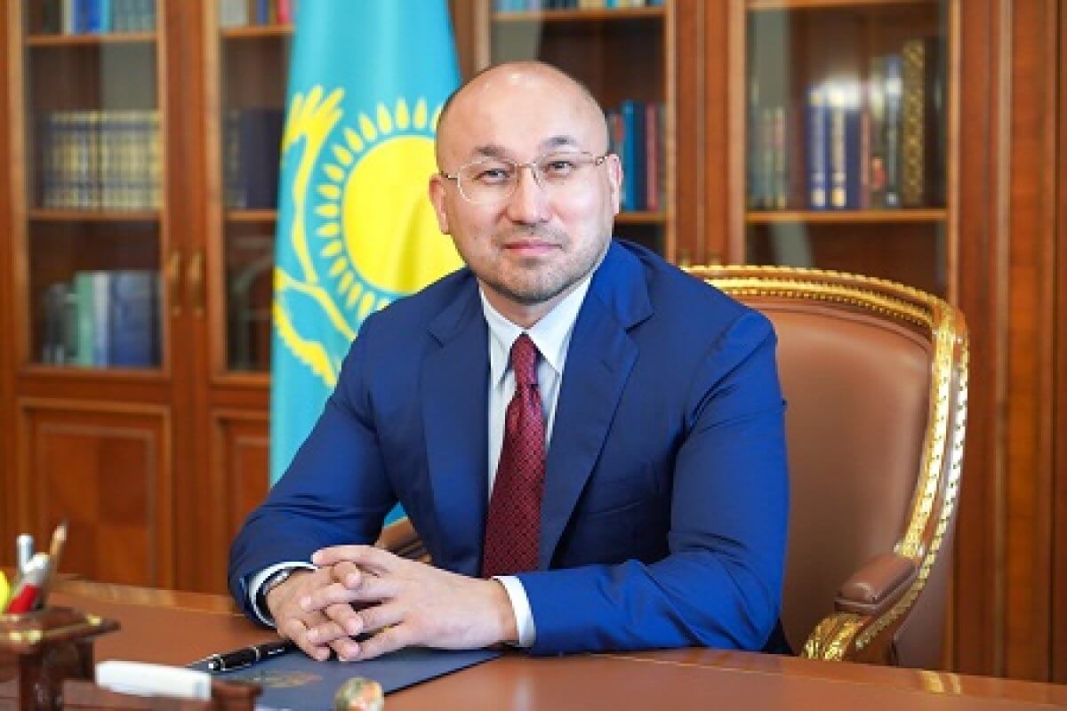 95% населения Казахстана говорят по-русски: посол Абаев назвал это преимуществом