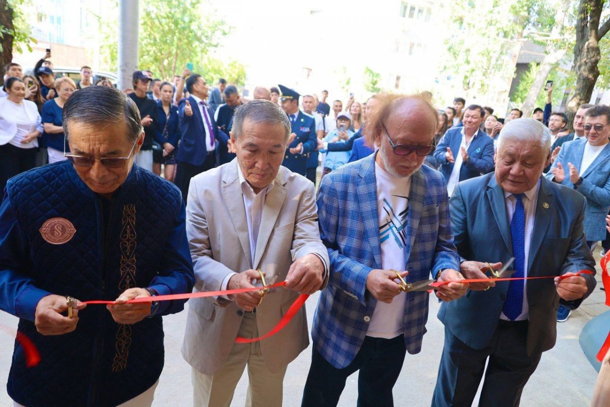 В Satbayev University открылось общежитие «Дос-Мұқасан» ұясы»