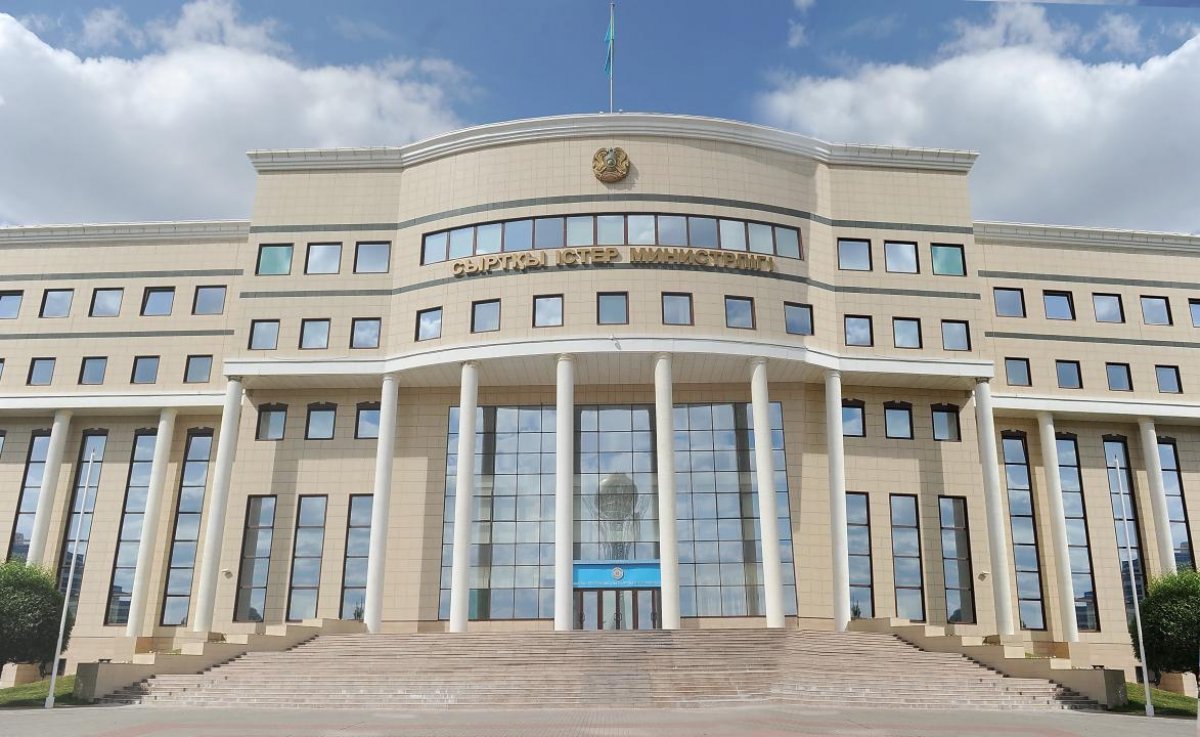 МИД опроверг слухи о задержании министра иностранных дел