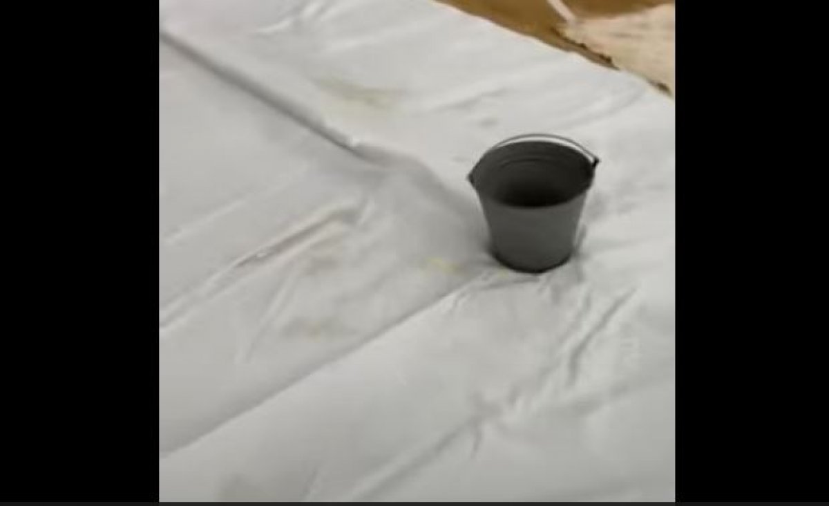 Ливень в Актау превратил аэропорт и спорткомплекс в «водные арены»