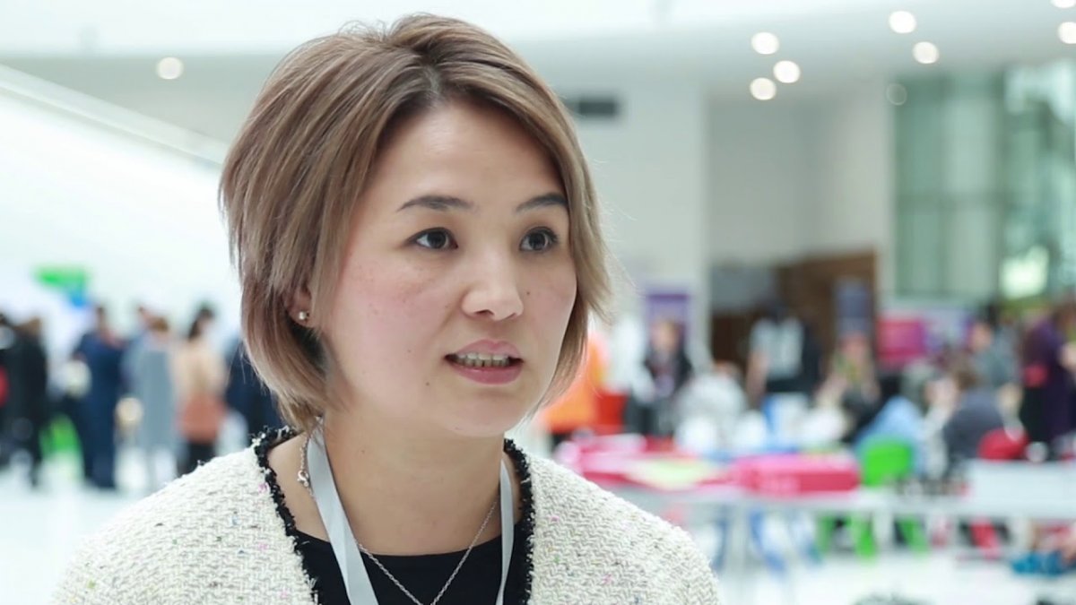 «Школы не готовы»: Национальная академия образования выступила против запрета смартфонов