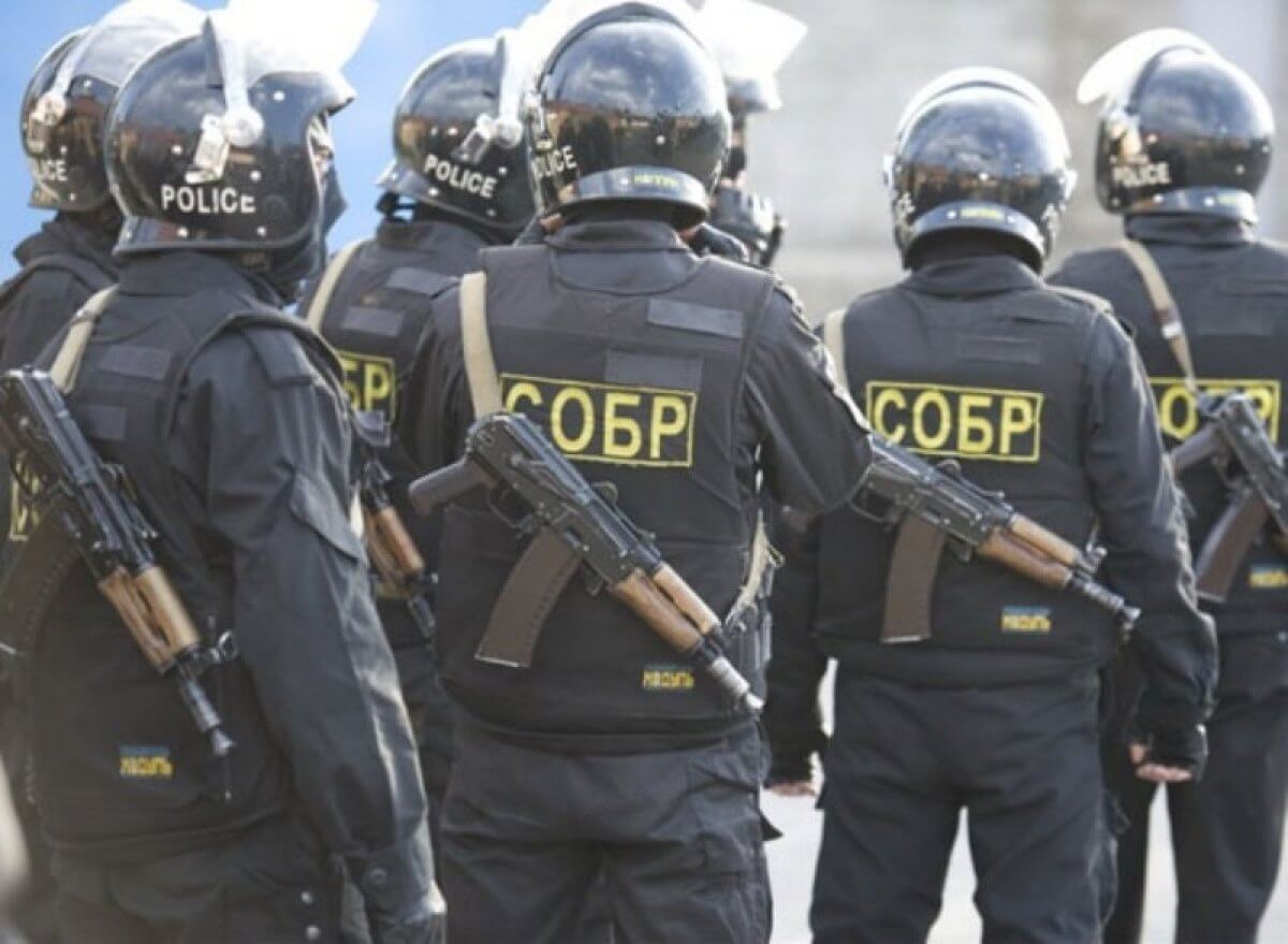 СОБР задержал в Актюбинской области банду вымогателей, терроризировавших жителя два года