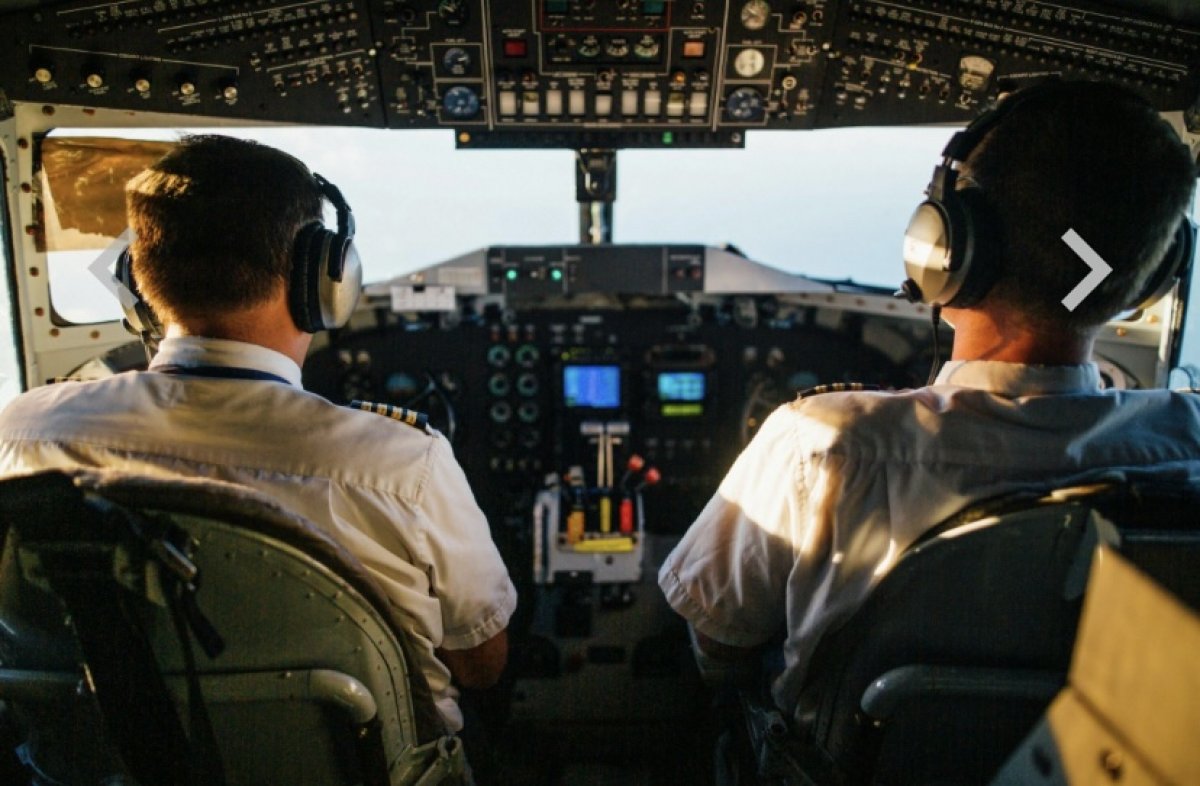 Группа пилотов Qazaq Air обратилась к руководству авиакомпании