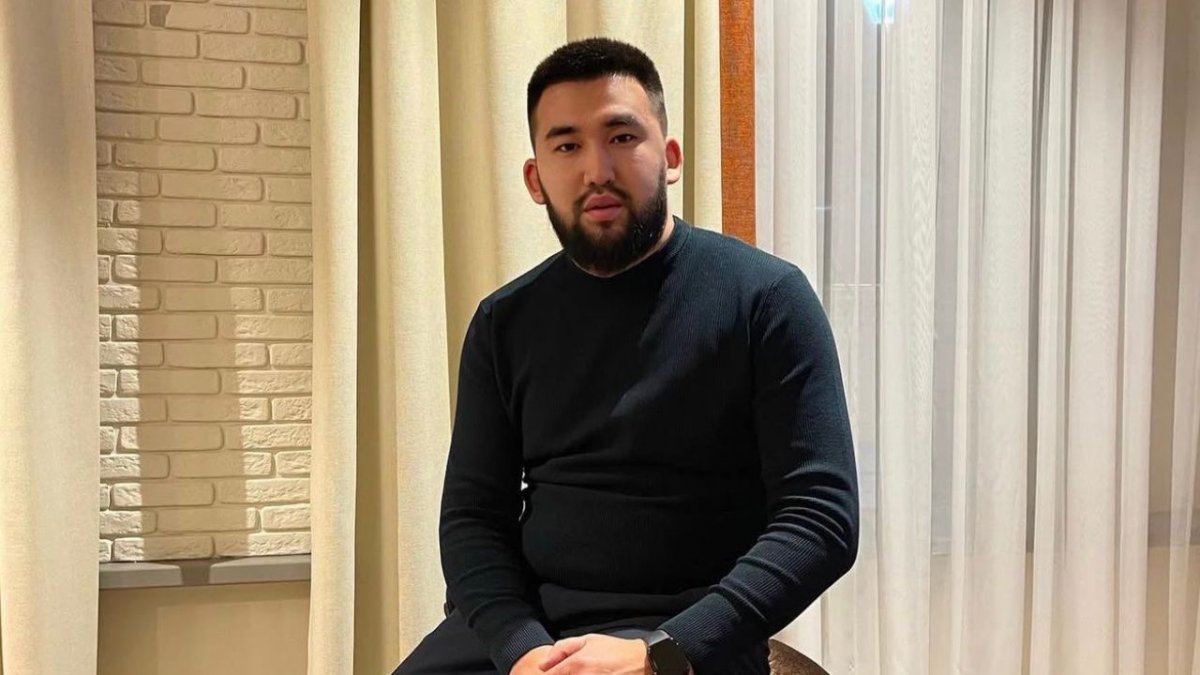 «Мама, спасите меня»: казахстанец заявил, что его задержали в Китае по ложному обвинению