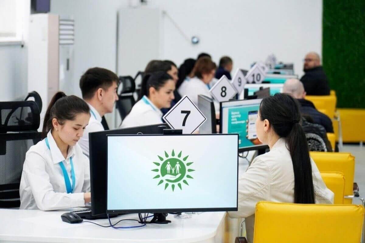 95 миллиардов тенге получили безработные казахстанцы. Как оформить выплату