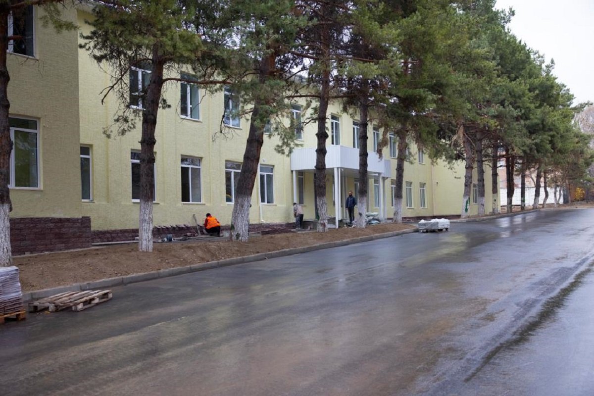 Аким Алматинской области с рабочим визитом посетил Талгарский и Енбекшиказахский районы