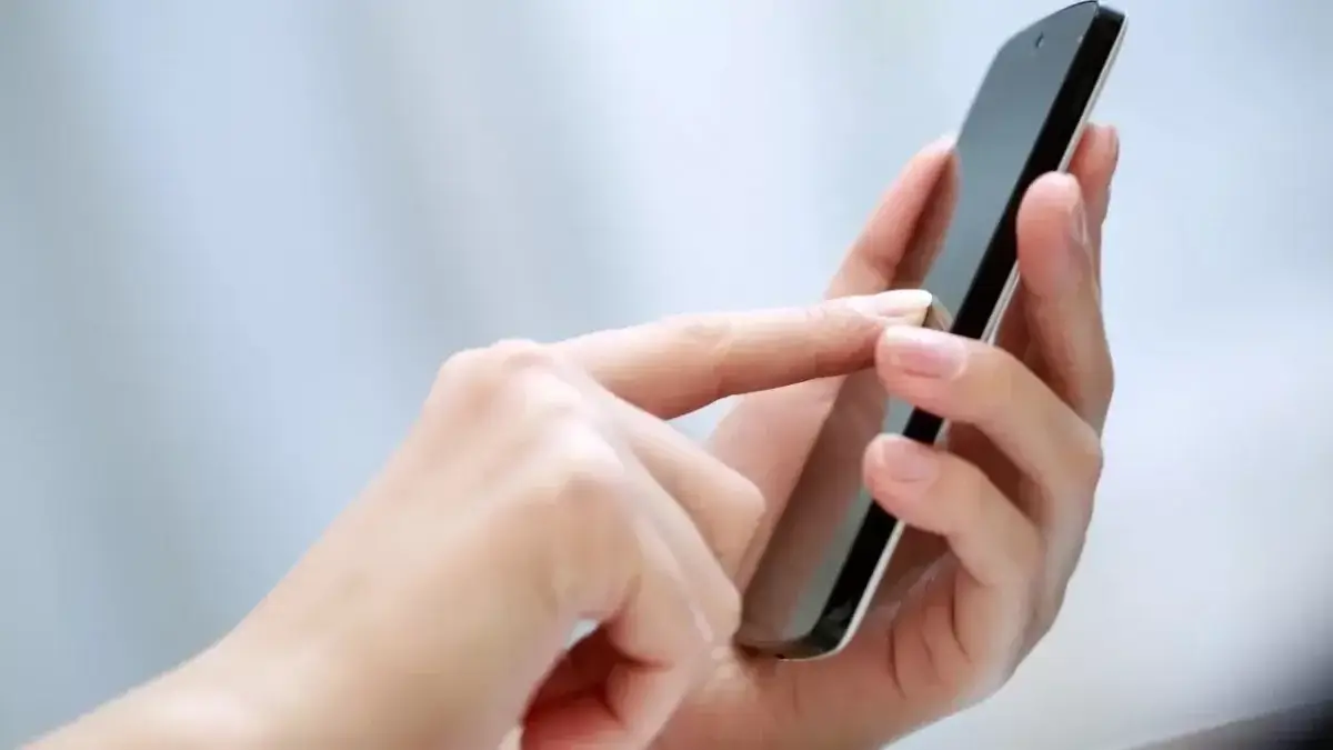 Мошенники маскируются под налоговиков: казахстанцев пугают штрафами и блокировкой счетов