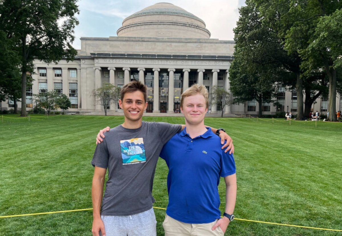 Казахстан может открыть университет искусственного интеллекта совместно с MIT