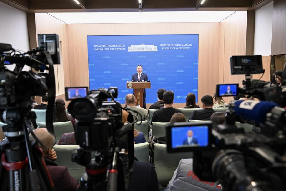 В Казахстане из-за блогеров могут ужесточить правила съёмки в общественных местах