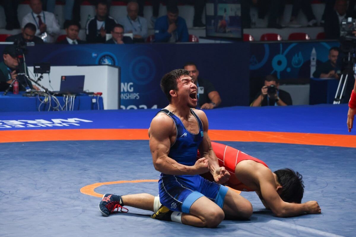 «Сертификат дали»: Чемпион мира Нуркожа Кайпанов еще не получил обещанную квартиру