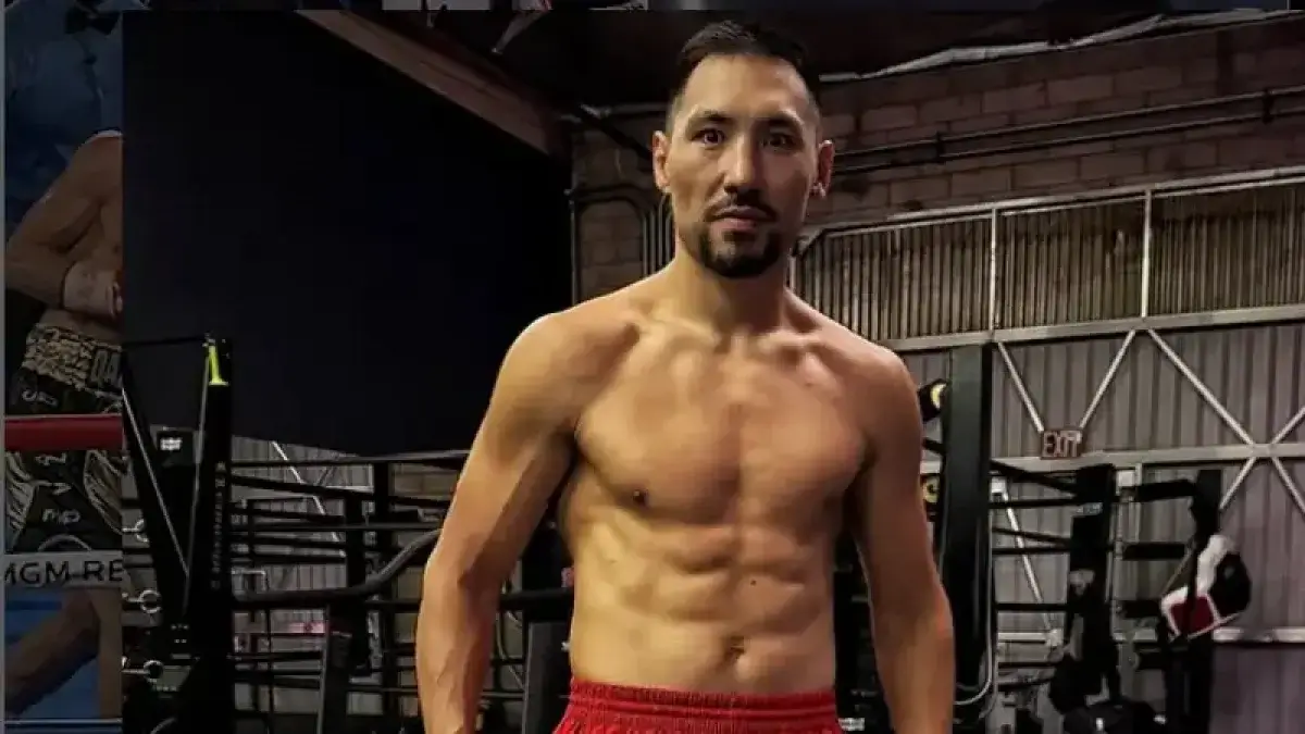 Алимханулы обратился к фанатам перед боем за три титула