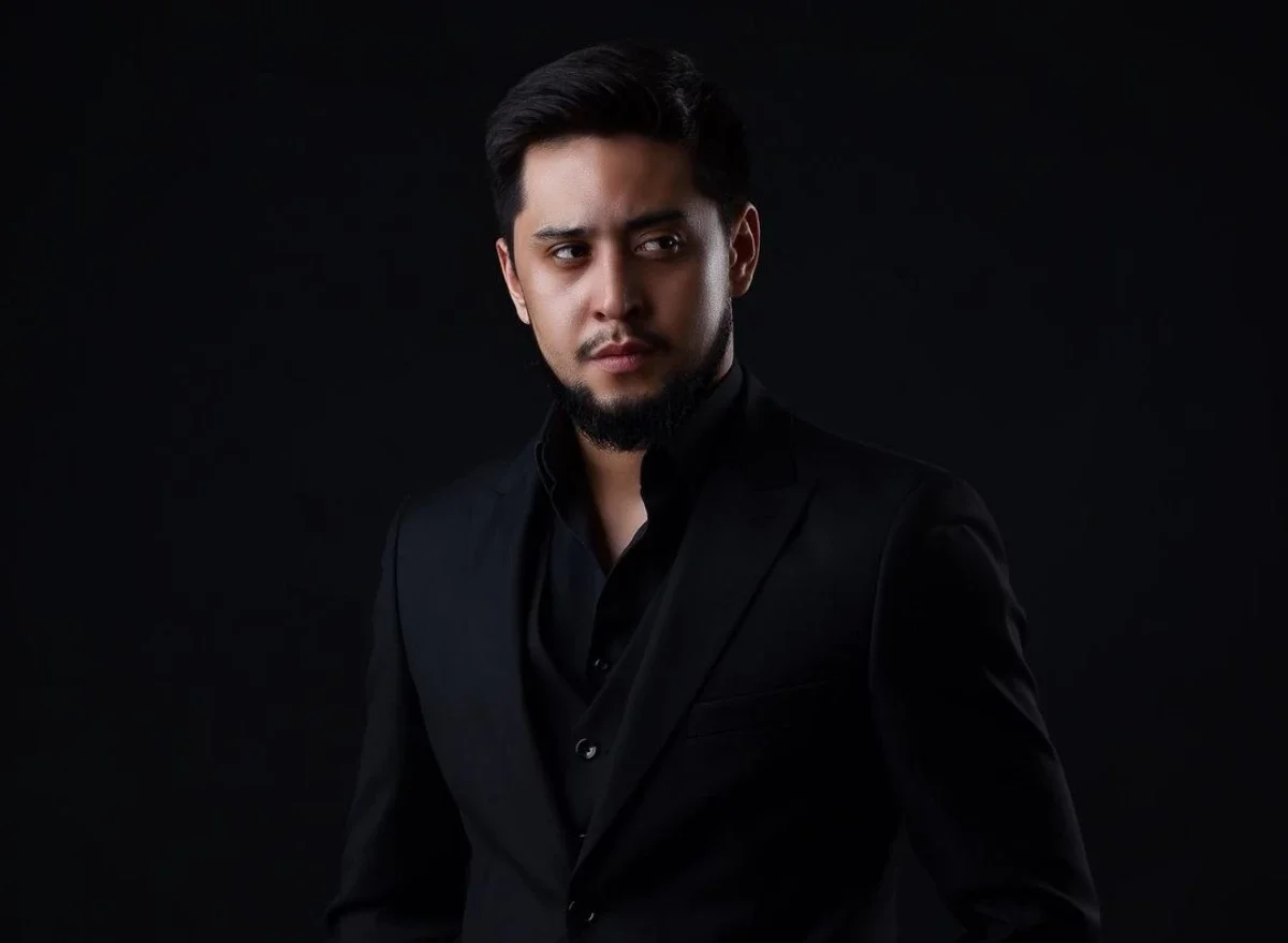 «Я видел, как вы сдерживали слёзы»: актёр, отсидевший в тюрьме, обрадовал отца