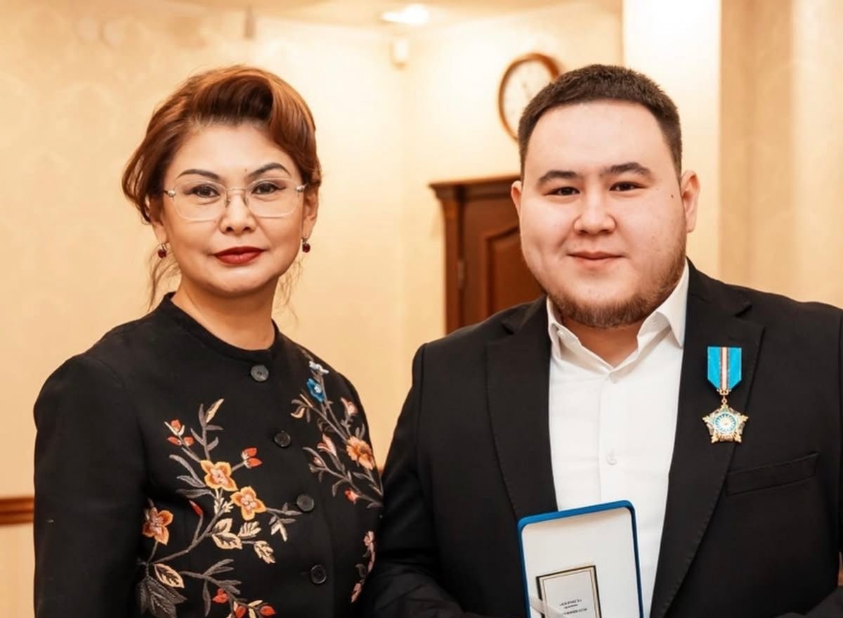 Грэмми-лауреат Иманбек и актер Еркебулан Токтар отмечены государственными наградами