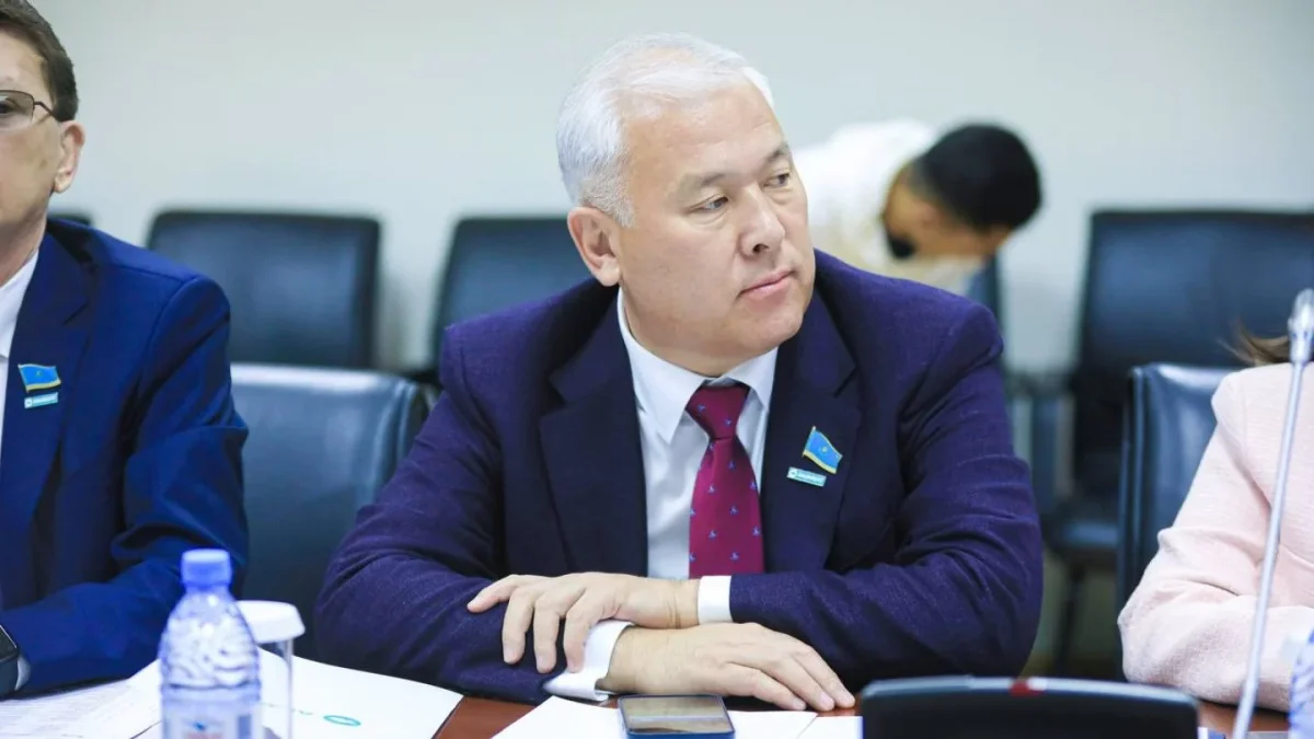 Авиабилеты по 40 тысяч: депутат возмутился ценами на лоукостеры в Казахстане