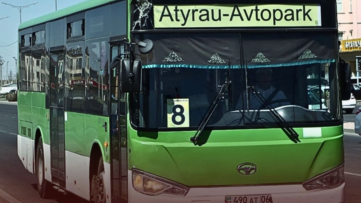 В Атырау водитель автобуса насмерть сбил шестилетнего ребёнка