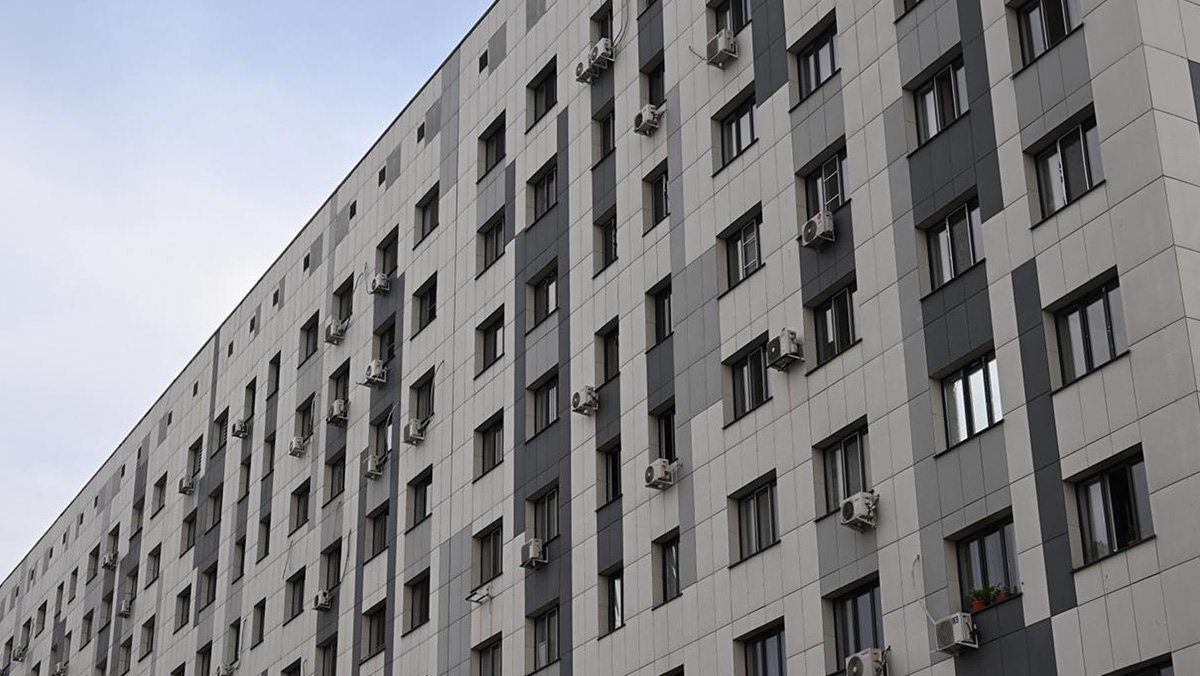 Заместитель акима Алматы Алмасхан Сматлаев сообщил о росте очереди и усилении контроля над арендным жильем