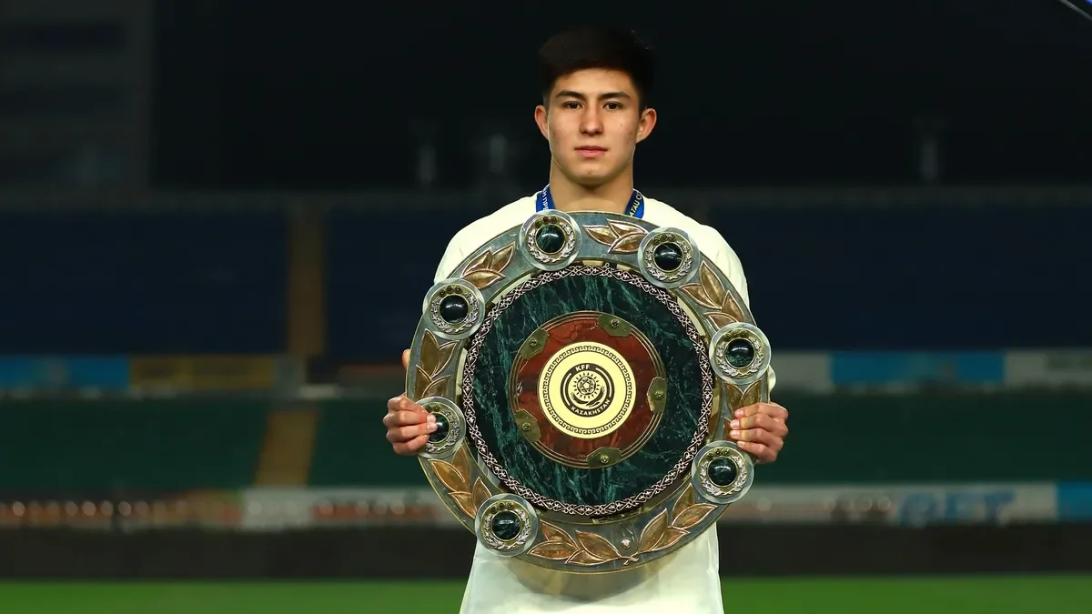 «Это большая честь и мотивация идти дальше»: Дастан Сатпаев обратился к болельщикам после победы в двух номинациях KFF League Awards