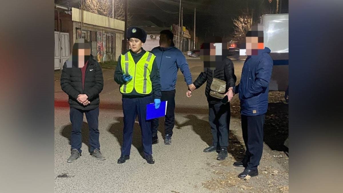 В Алматы задержан мужчина за хранение наркотиков