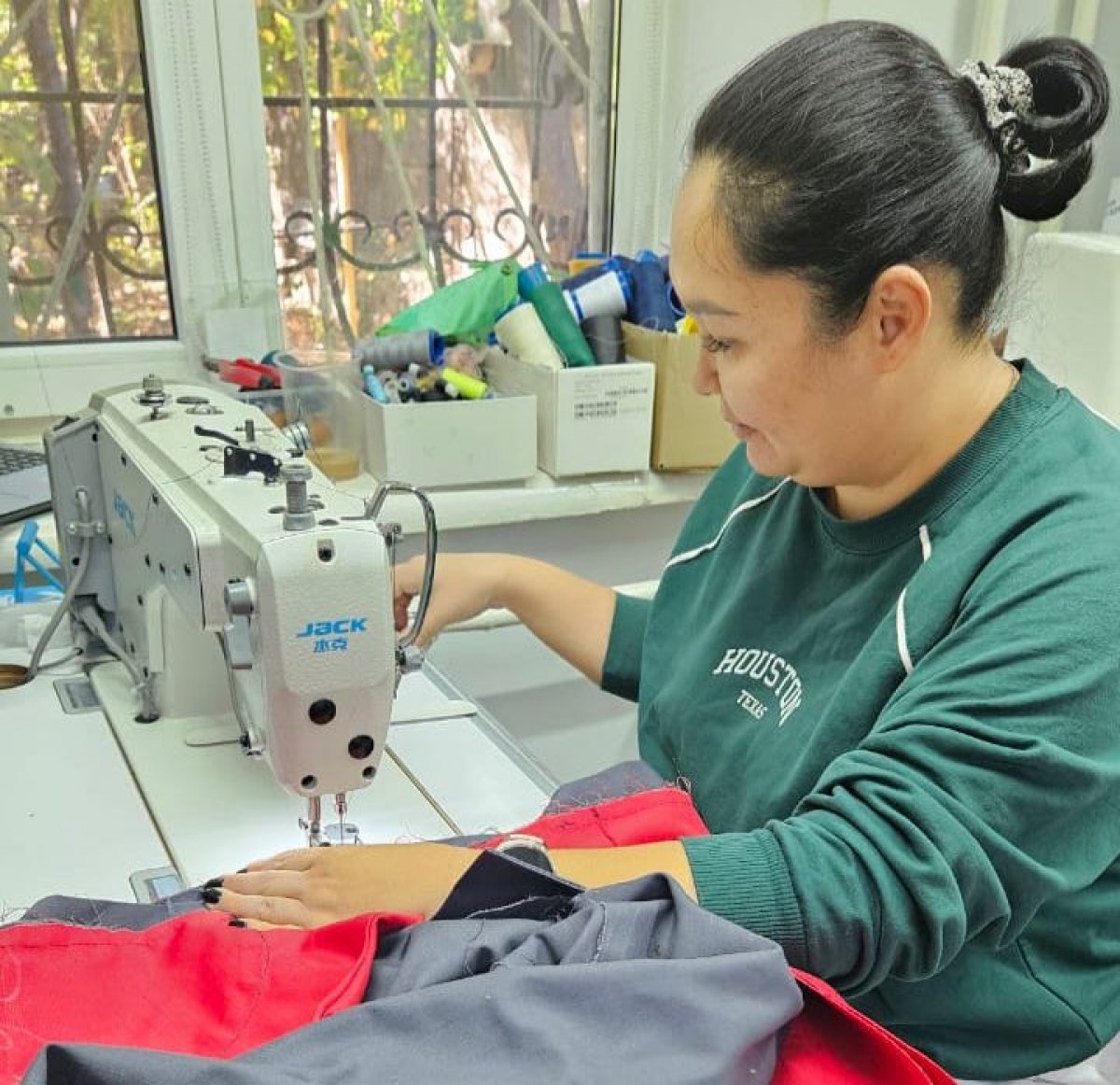 Новые бизнесы в Турксибском районе Алматы: 20 грантополучателей начали свое дело